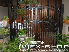 LIXIL リクシル(TOEX)の門扉 フェスタB型 両開き 柱仕様 施工例