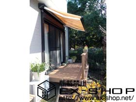 のウッドデッキ リコステージII＋デッキフェンス＋彩鳥C型 ボックスタイプ 手動式 施工例