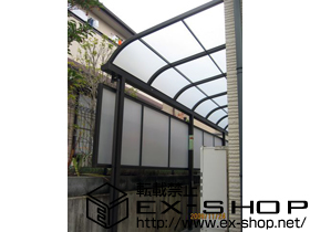 のテラス屋根 ライザーテラスII R型 テラスタイプ 連棟 積雪〜20cm対応＋前面スクリーン1段 施工例