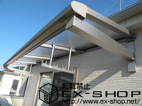 のバルコニー・ベランダ屋根 ヴェクターテラス F型 ルーフタイプ 単体 積雪〜20cm対応＋吊り下げ物干し　標準　2本入 施工例
