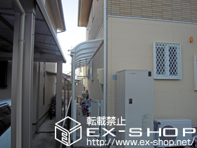 のテラス屋根 ヴェクターテラス R型 テラスタイプ 連棟 積雪〜20cm対応＋吊り下げ物干し　標準　2本入 施工例