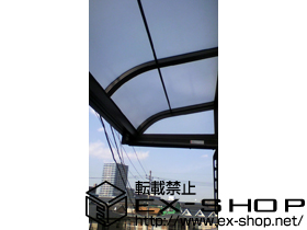 のバルコニー・ベランダ屋根 ライザーテラスII R型 ルーフタイプ 連棟 積雪〜20cm対応 施工例