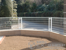 のフェンス・柵 FCS-61型フェンス フリーポールタイプ 施工例