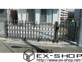 のカーゲート トリップゲート 両開き [角地仕様] 施工例