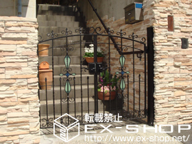 の門扉 トラディシオン門扉2型 門柱使用＋オーナメントB型×2セット 施工例