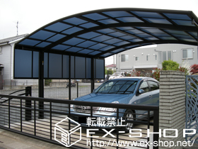 のカーゲート エクスラインアップゲート ワイド1型 手動タイプ 施工例