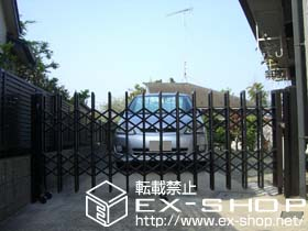 のカーゲート カミンゲートE1型　片開き　ノンレールタイプ　 施工例