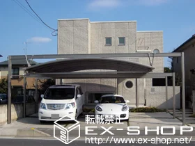 LIXIL リクシル(トステム)のカーポート マルチスクエア　アール屋根ワイドタイプ　両支持ロング柱 施工例