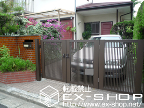 のカーゲート エクジスR2型 3枚開き 施工例