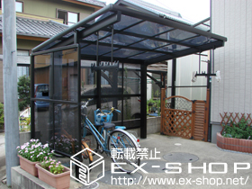 のサイクルポート・駐輪場 レークパークシグマIII パネル2面囲い（背面・片側面） 積雪〜30cm対応＋吊り下げ物干し　標準　2本入 施工例