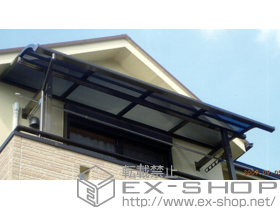 のバルコニー・ベランダ屋根 ライザーテラスII R型 屋根タイプ 単体 積雪〜20cm対応＋壁付け物干し　標準　2本入＋柱取付部品 施工例