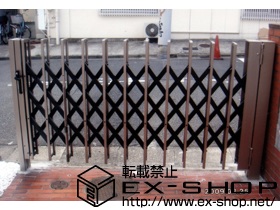 のカーゲート トリップゲート  ノンキャスター 片開き 施工例