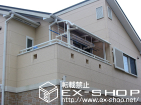 のバルコニー・ベランダ屋根 ライザーテラスII R型 単体 屋根タイプ 積雪〜20cm対応＋吊下げ式物干し 標準 2本入 施工例