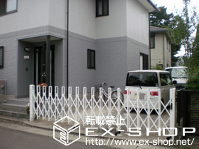 のカーゲート トリップゲート PB型 ノンレール 片開き 施工例