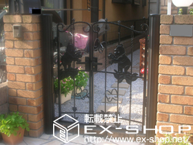 の門扉 ディズニー門扉 プーさんA型 親子開き 丸柱仕様 施工例