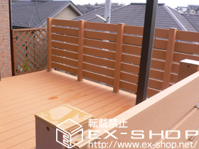 のウッドデッキ リウッドデッキII 規格外+リウッドデッキフェンス 3型（横スリット） 施工例