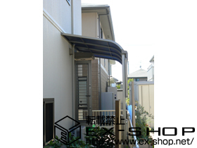 のテラス屋根 ライザーテラスII R型 単体 テラスタイプ 積雪〜20cm対応＋前面スクリーン 1段仕様 施工例