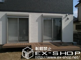 埼玉県幸手市のYKKAPのウッドデッキ リウッドデッキII  標準 出幅違い納まり+リウッドステップ4型Sタイプ(2段) 施工例