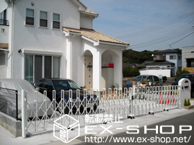 のカーゲート トリップゲート PB型 ノンレール 両開き 施工例