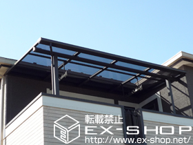 のバルコニー・ベランダ屋根 ライザーテラスII F型 屋根タイプ 単体 積雪〜２０ｃｍ対応＋吊り下げ物干し　ワイド　ショート（2本入） 施工例