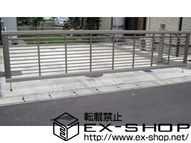 LIXIL ���N�V��(TOEX)�̃J�[�Q�[�g ���C�h�I�[�o�[�h�AR1�^ �蓮�� �{�H��