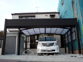 のカーポート カーブポートシグマIII   ワイド 積雪〜30cm対応＋サイドパネル　2段H500＋H800 施工例