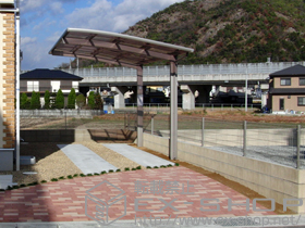 のフェンス・柵 ハイグリッドフェンスN8型 施工例