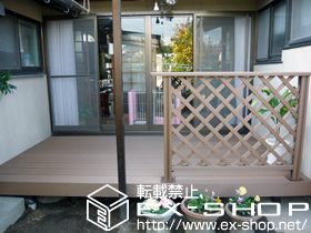 のウッドデッキ リコステージII  単体＋デッキフェンス フラットラチスパネル粗目タイプ 施工例