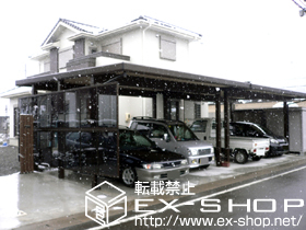 のカーポート ジーポートneo Aタイプ 4台用 横並列 積雪〜100cm対応＋台形枠なしサイドパネル　片側柱2本 施工例