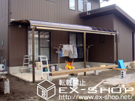 のテラス屋根 ライザーテラスII R型 テラスタイプ 連棟 積雪〜20cm対応（出幅違い納まり）＋屋根材ホルダー メーター用 6本 施工例