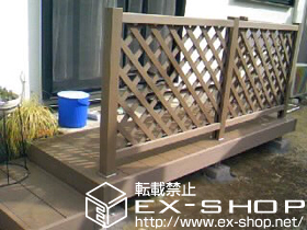 のウッドデッキ リウッドデッキ200 単体＋独立式リウッドステップ＋リウッドデッキフェンス2型 ラチス格子 施工例