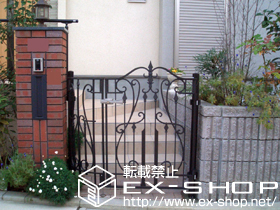 の門扉 アプローチ ルナ CL型 親子開き 吊元門柱使用 施工例