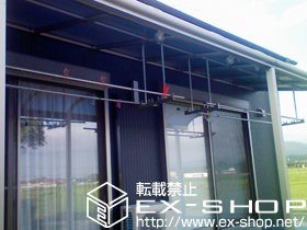 のテラス屋根 ヴェクター R型 連棟 テラスタイプ 積雪〜20cm対応＋吊下げ式物干し 標準 2本入 × 2セット　 施工例