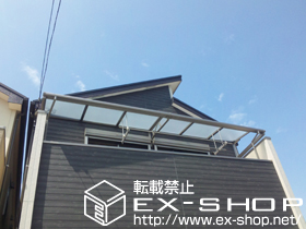 のバルコニー・ベランダ屋根 ライザーテラスII R型 ルーフタイプ 連棟 積雪〜20cm対応＋吊り下げ物干し　標準　2本入 施工例