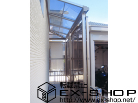 のテラス屋根 ライザーテラスII F型 単体 テラスタイプ 積雪〜20cm対応＋前面スクリーン2段仕様 施工例