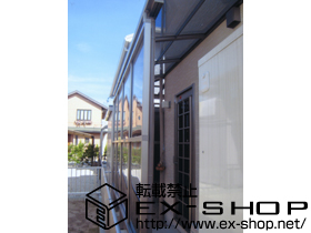 のテラス屋根 ライザーテラスII F型 出隅納まり連棟 テラスタイプ 積雪〜20cm対応＋前面スクリーン2段仕様 施工例