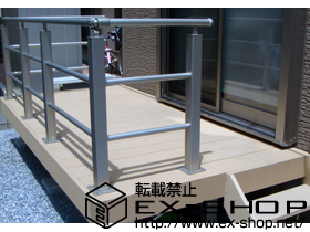 のウッドデッキ リウッドデッキII 単体＋シンプルモダンデッキフェンス　2型　横格子タイプ 施工例