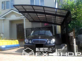 LIXIL リクシル(トステム)のカーポート カーブポートシグマIII 積雪～20cm対応＋サイドパネル 1段 50タイプ用 ロング23用 H=500 施工例