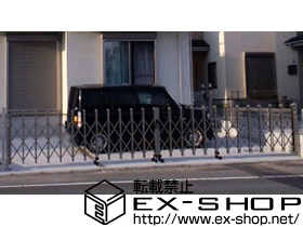 のカーゲート トリップゲート PB型 ノンレール 両開き 施工例
