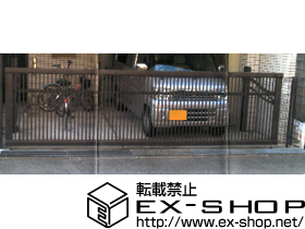 のカーゲート ワイドオーバードアR2型 1モーター仕様 AC100V結線用柱仕様 電動式 施工例