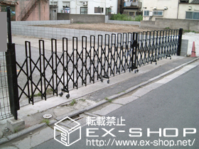 のカーゲート トリップゲート PB型 ノンレール 両開き 施工例