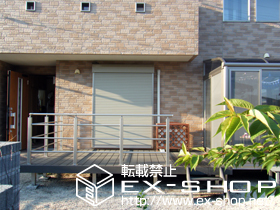 のウッドデッキ リウッドデッキII  単体＋シンプルモダンデッキフェンス2型[横格子タイプ]＋リウッドステップ4型Ｓタイプ2段 施工例