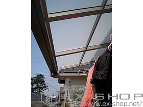 のバルコニー・ベランダ屋根 ライザーテラスII   F型 ルーフタイプ 単体 積雪〜20cm対応 施工例