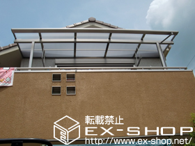 のバルコニー・ベランダ屋根 ライザーテラスII F型 屋根タイプ 単体 積雪〜20cm対応＋吊り下げ物干し 標準 標準タイプ 2本入り 施工例