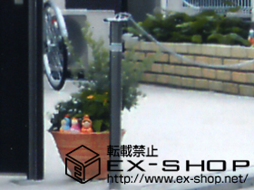 のカーゲート スペースガードF48型 埋込式 キー付き 施工例