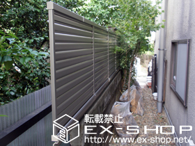 のフェンス・柵 プリレオR9型フェンス フリーポールタイプ＋フェンス下桟隙間カバー 施工例