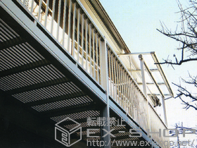 のバルコニー バルコニー BC-X型 縦格子 連棟 柱建て式 施工例