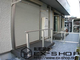 のウッドデッキ リウッドデッキII  単体 ×2セット+シンプルモダンデッキフェンス1型 笠木のみタイプ 施工例