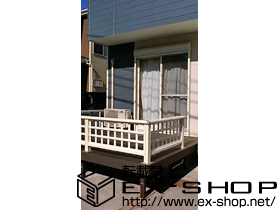 のウッドデッキ リコステージII 単体＋ステップ 2段＋井桁格子パネル 施工例