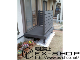 のウッドデッキ リウッドデッキ200 単体＋リウッドデッキフェンス3型 横スリット 施工例